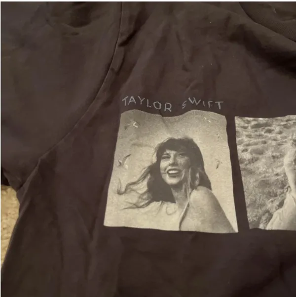 Taylor Swift 1989 OFFICIAL MERCH TSHIRT Poloroid - Image 2