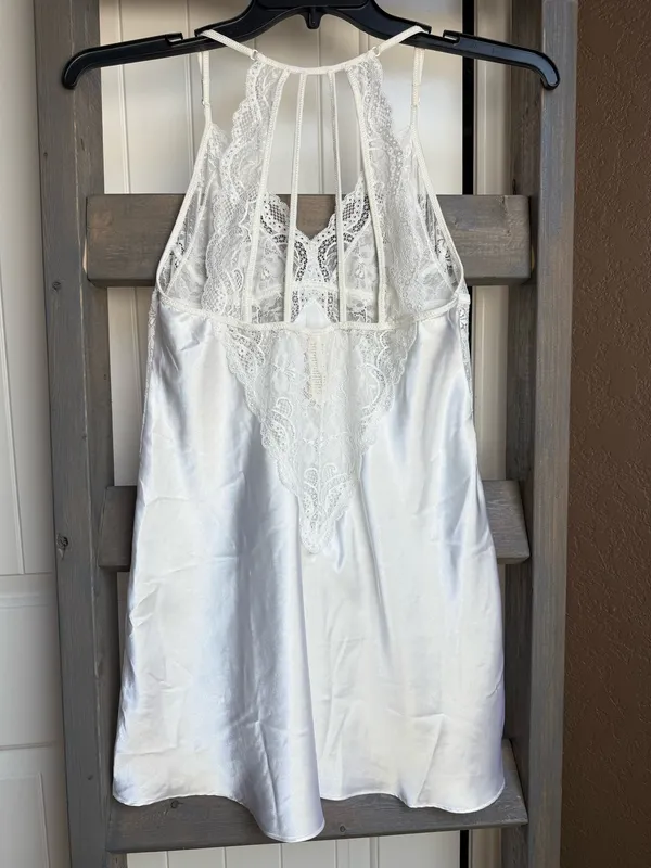 In Bloom by Jonquil Women's Lace Chemise Bridal Nightgown Slip Dress Size M - Image 3