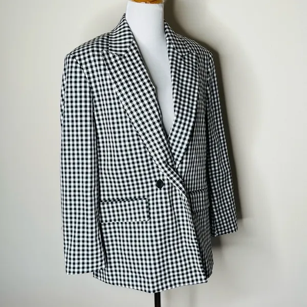 Zara Black and White Gingham Blazer with Shoulder Pads - Image 3