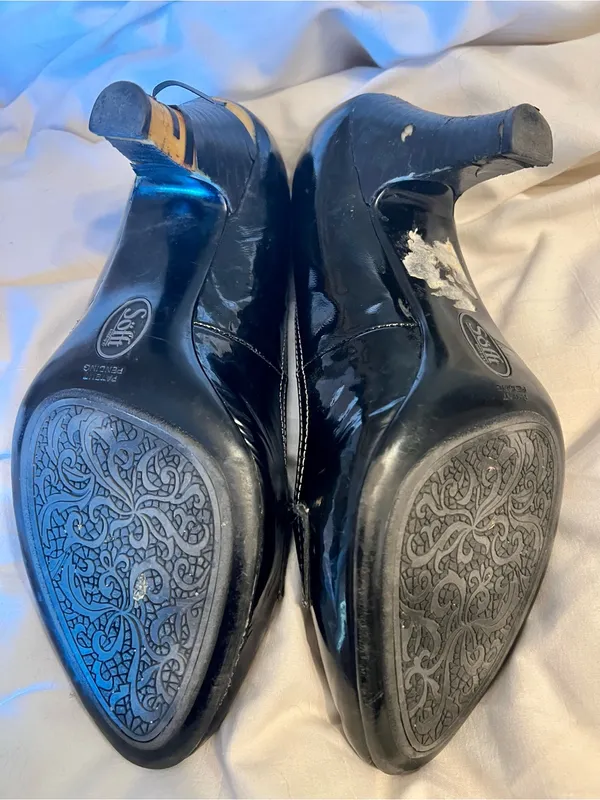 Söfft Black Patent Leather Heeled Heel Size 8.5 - Image 3