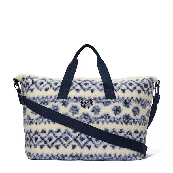 Pink Victoria’s Secret fair isle Sherpa weekender bag - Image 2