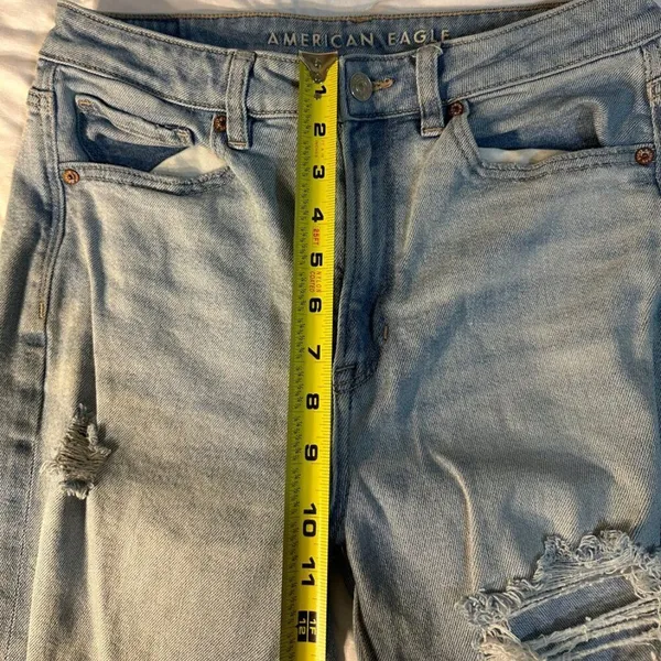 American Eagle Jeans Size 6 Regular Inseam 27 inches Mom Straight Stretch - Image 5