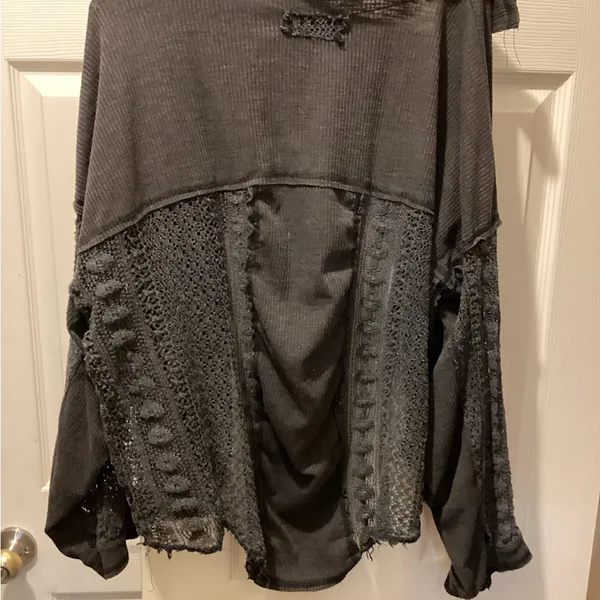 POL Black Textured Cardigan - Image 4