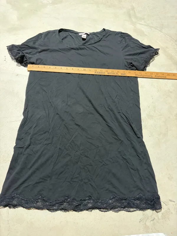 Victoria’s Black Lace-Trim Short Sleeve nightgown Dress medium - Image 10