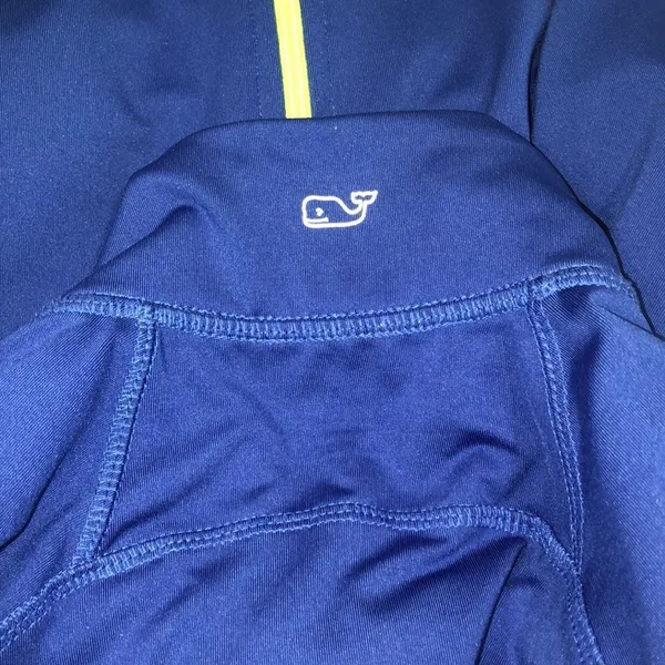 Vineyard Vines xsmall blue zip up athletic top - Image 8