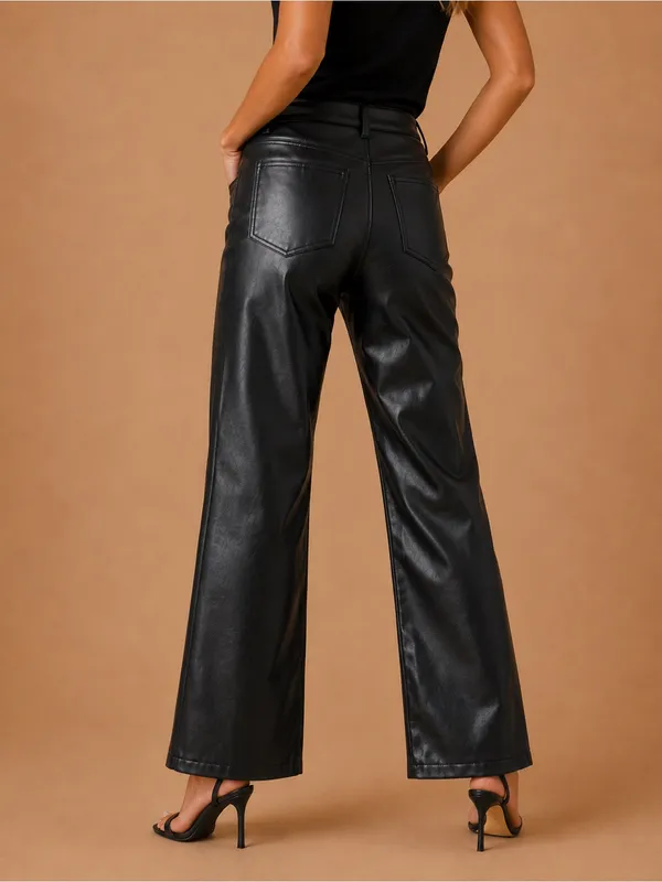 Abercrombie & Fitch Black 90s Ultra High Rise Vegan Leather Straight Leg Pants - Image 3