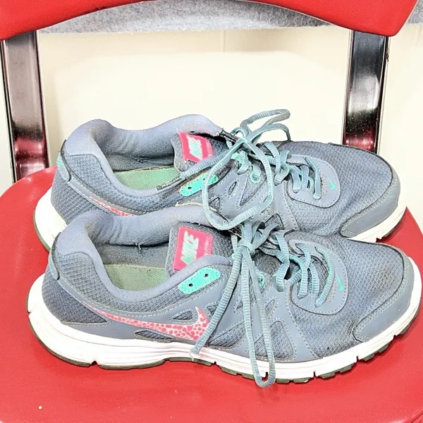 Nike Revolution 2 Women's Running Shoes Size 9 Grey/Pink No Insoles - Image 5