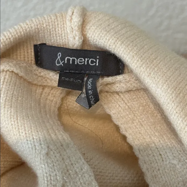 &merci Cream Hooded Sweater opens in back with side pockets - Image 5