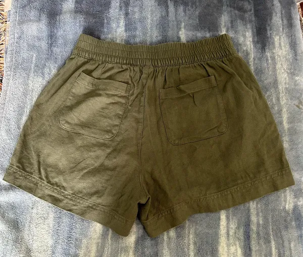 Old Navy Linen Shorts - Image 2