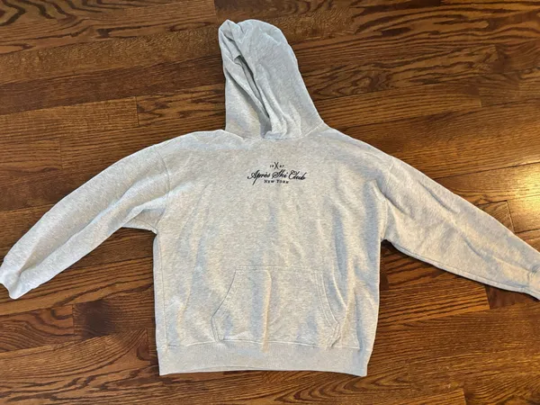 hollister apres ski sweatshirt - Image 4