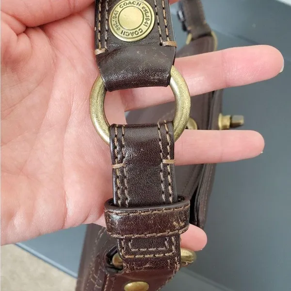 Coach Chelsea Brown Leather Turn Lock - Image 4
