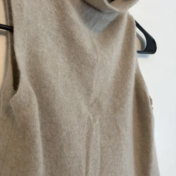 100% Cashmere Sleeveless Turtleneck Sweater Tank Top XS‎ Beige Oatmeal Capsule - Image 2