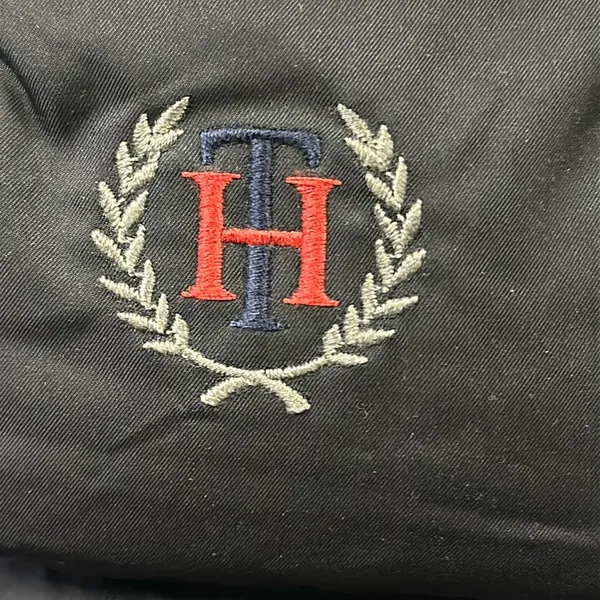 Tommy Hilfiger Black Down and Feather Puffer Full Zip Vest with pockets Small - Image 9