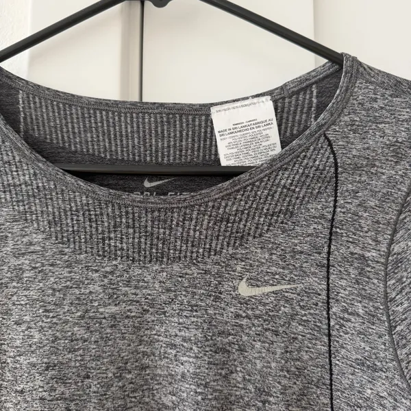 Nike Women's Charcoal Grey Long Sleeve Seamless Running Shirt - Image 2