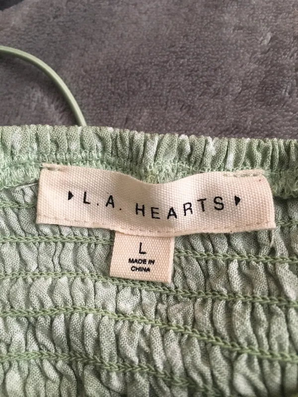 LA Hearts Green Crop Top - Image 3