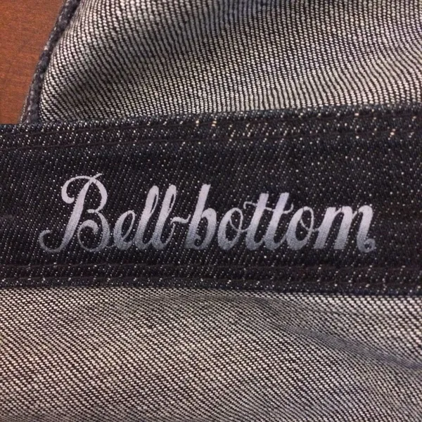 Seven for all Mankind 7fam bell bottom dark wash jeans 28 - Image 12