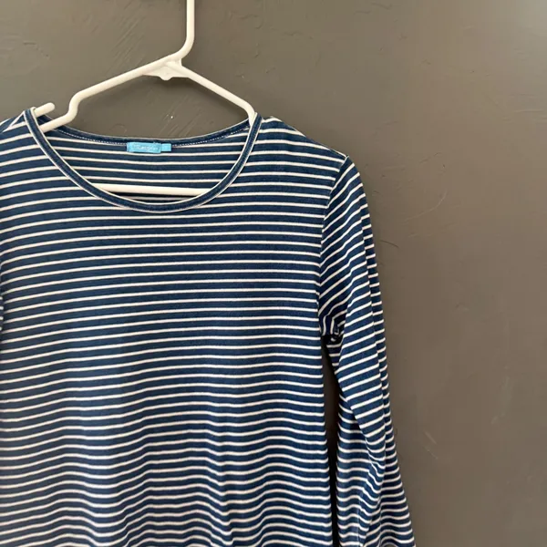 J. Mclaughlin M Navy Blue White Striped Cotton Long Sleeve Crew‎ Neck Tee Shirt - Image 2