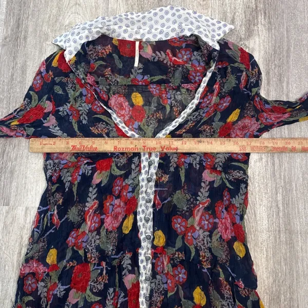 Free People Thunder Canyon Tunic Floral Button Front Sheer Navy Blue Boho Large - Image 7