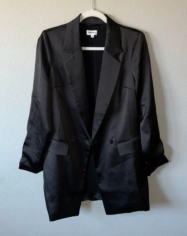 superdown Revolve  Miley black saying oversized blazer dress - Image 5