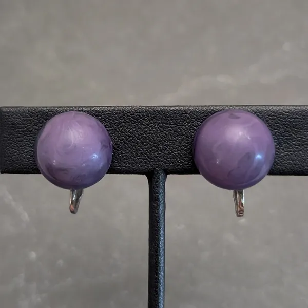 Vintage Clip On Earrings 5/8" Domed Circle Muted Marbled Purple Retro - Image 9