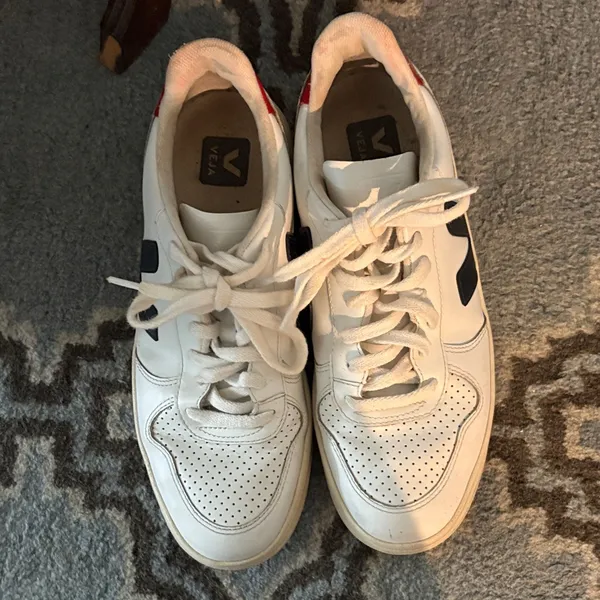 Veja woman or Men's White VEJA with Black& Red accents - Image 3