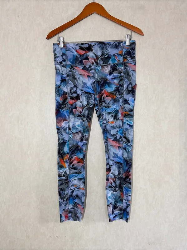 Lululemon Fast and Free High-Rise Tight 25" in Luminescent Floral Multi 10 - Image 3