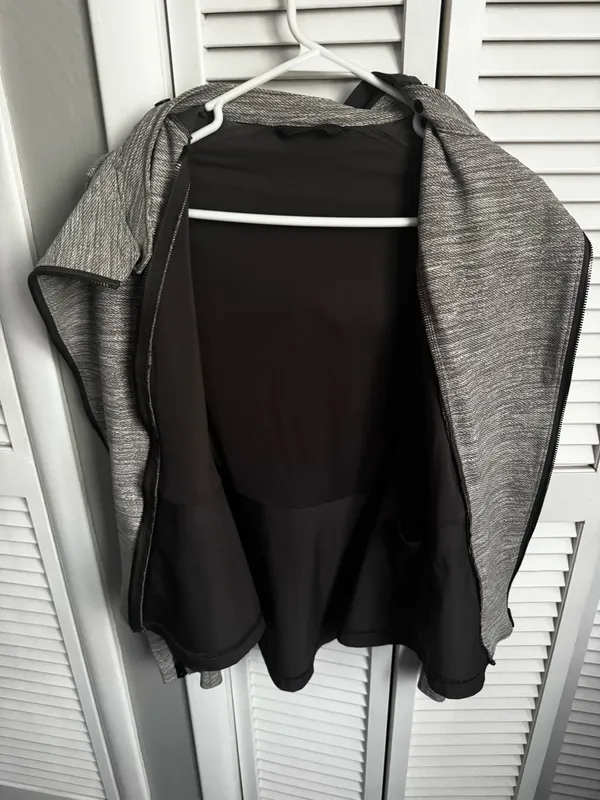 Lululemon Bust A Move Jacket - Image 4