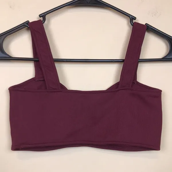 Set Active Women's Athletic Seamless Burgundy Bustier Ribbed Sports Bra - Image 3