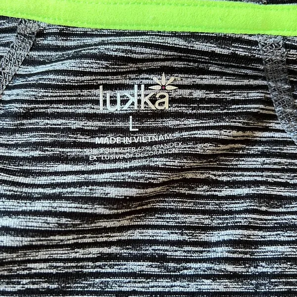 Lukka zip front jacket with neon accents and thumb opening sleeve - Image 6