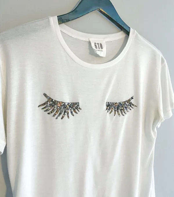 Boutique Beaded Eyelash Tee - Image 2