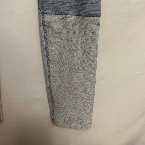 Outdoor Voices Colorblock‎ Leggings Size Medium - Image 3