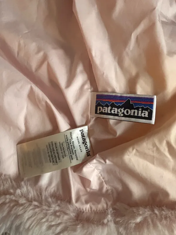Pink Patagonia Fleece - Image 2