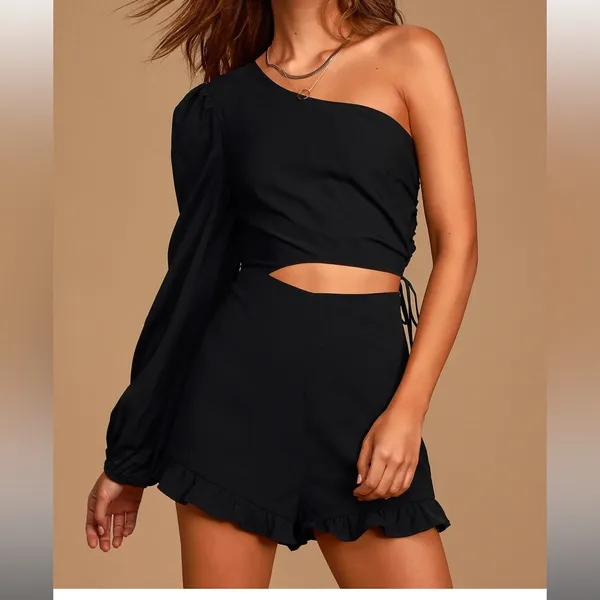 Lulu's Black One-Shoulder Cutout Ruffle Romper - Image 9