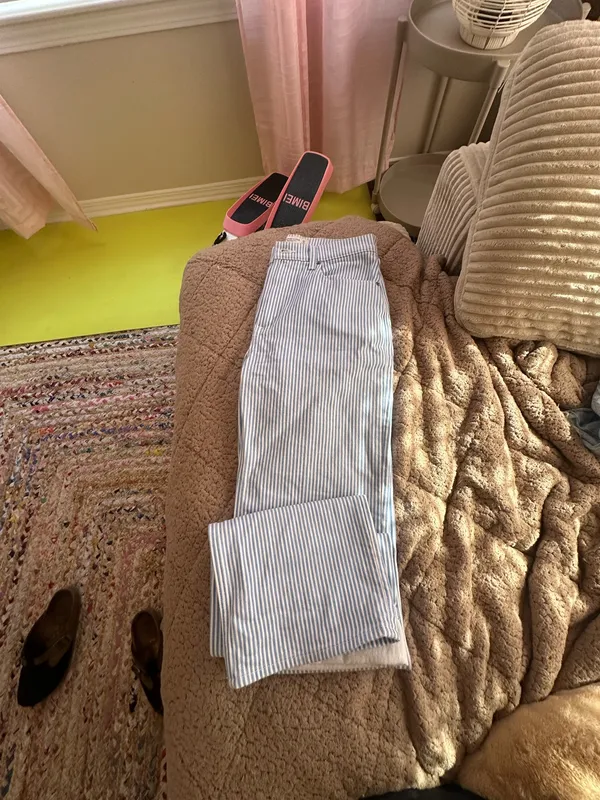 Abercrombie The 90s Relaxed Jean High Rise - Image 3