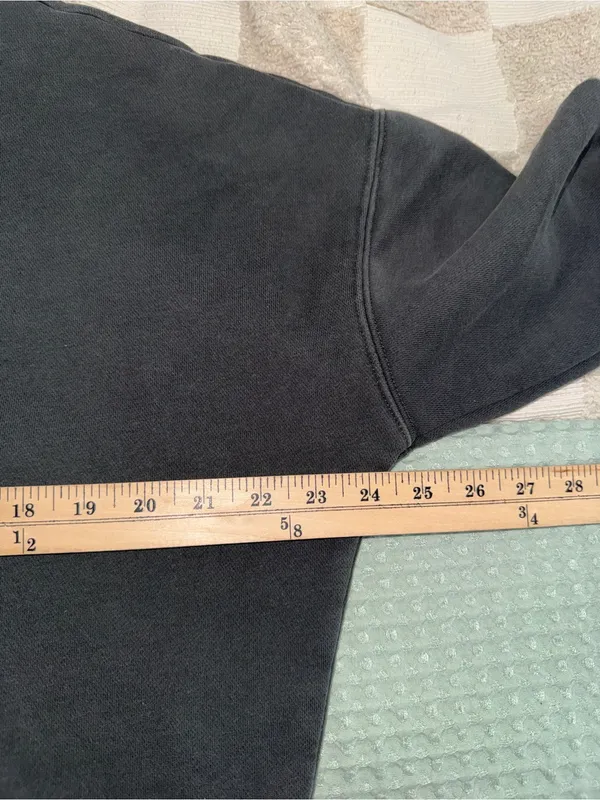 Vuori Restore Crewneck Sweatshirt Washed Black Gray Relaxed Fit Drawcord Hem M - Image 3