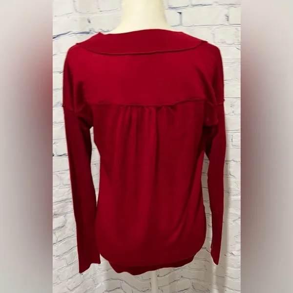 Red V Neck Ann Taylor Loft sweater size medium. - Image 3