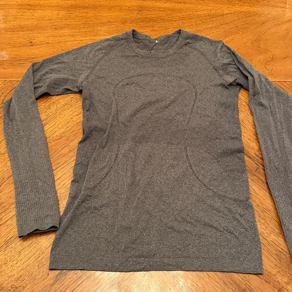 Lululemon Swiftly Long Sleeve - Image 2