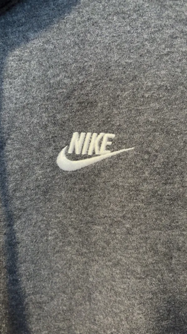 Nike Fleece Hoodie Pullover Grey Club Heather Sportswear Embroidered L - Image 2