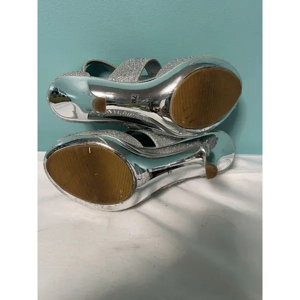 Silver‎ Slipper Sparkle Heels Front Zipper 7 Women's Reflective Heels S-340 - Image 7