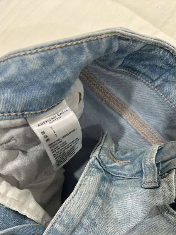 American Eagle shorts - Image 3