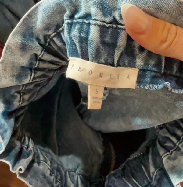 Ruffle blue Jean shorts - Image 3