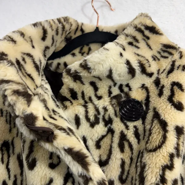 Vintage Faux Fur Coat Leopard Print Lined Oversized Mobwife Old Money 90s‎ USA - Image 4