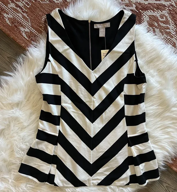 Banana Republic Chevron Stripe Sleeveless Peplum Top - Image 3