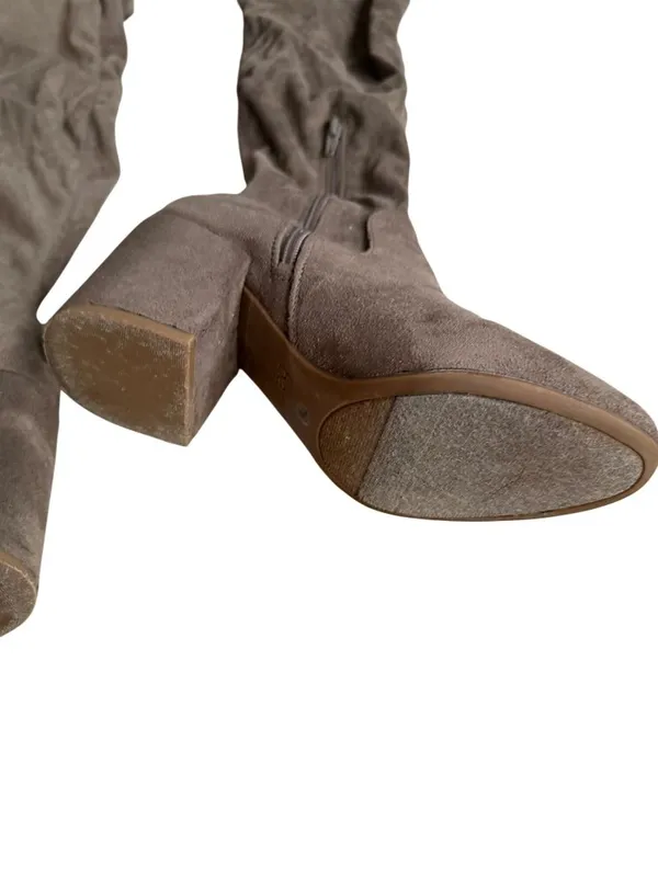 BARIII Faux Suede Taupe Pull On Boots Size 7 - Image 6