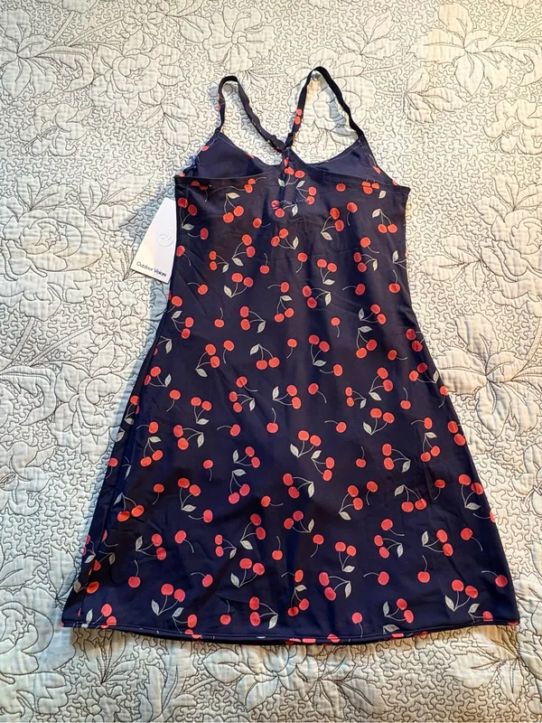 💥NWT Outdoor Voices Exercise Dress Very Cherry Navy Shorts UPF 50+ XS🧡 - Image 4