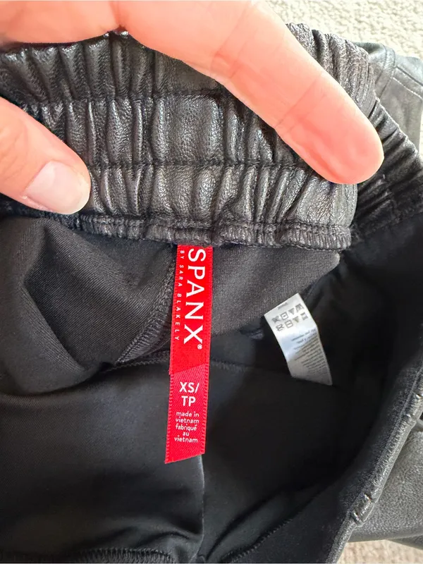 SPANX Leather-Like High Rise Jogger Pants Black Size XS 20283R - Image 3