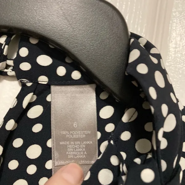 *Liz Clairborne Black Polka Dot Mock Neck Sleeveless Blouse #RB - Image 3
