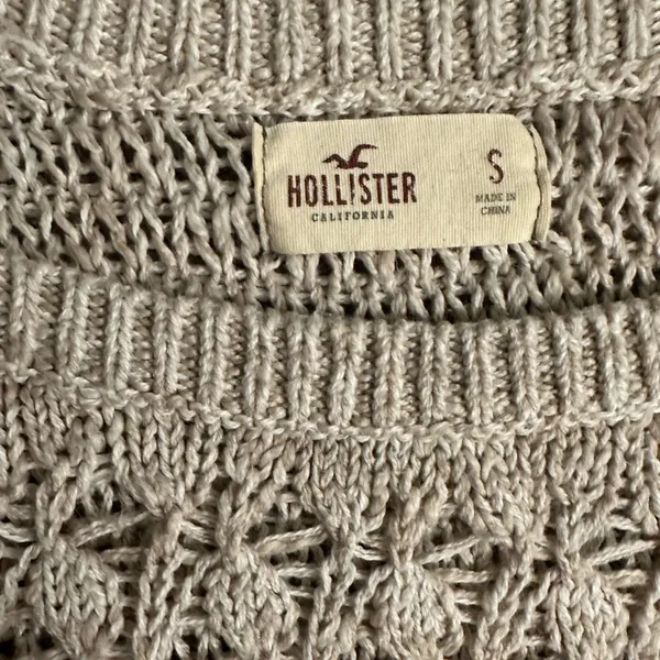 Hollister crochet knit sweater cream long sleeve size small - Image 4
