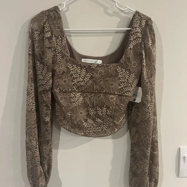 NWT Altar'd State lace‎ blouse small - Image 3