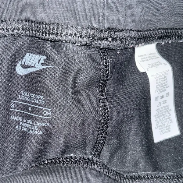 Nike Black Leggings - Image 3